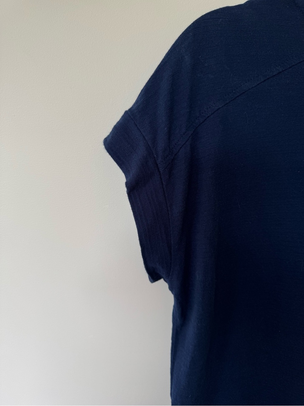 St. John’s Bay 100% Cotton Navy Button-Front V-Neck Shirt - Picture 5 of 8